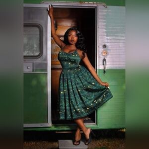 PUG Holly in Celtic Unity.